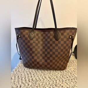 Louis Vuitton MM neverfull shoulder bag